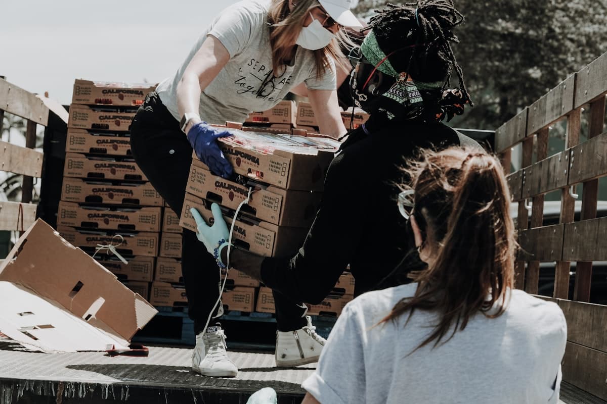 Dignified food ration distribution support